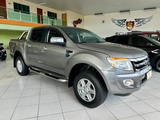 FORD RANGER 2.5 XLT 4X2 CD 16V FLEX 4P MANUAL